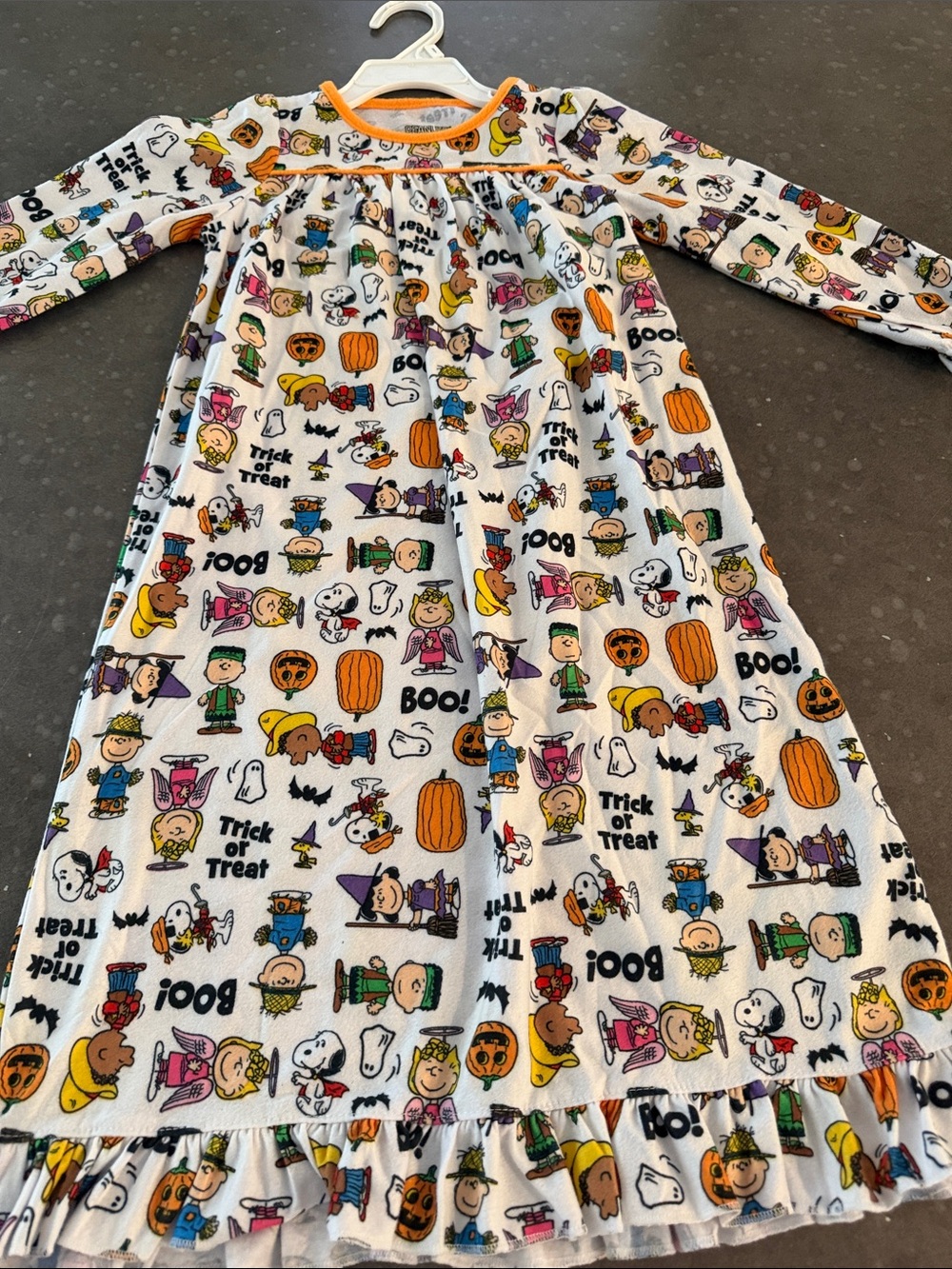 Peanuts Halloween Print White Nightgown with Orange Trim